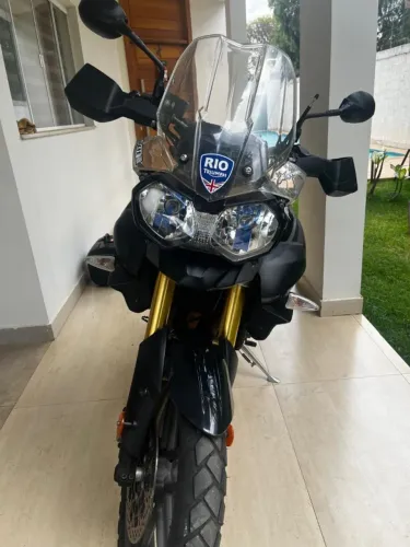 Triumph Tiger 800 2014 - poquissimo rodada. Raridade