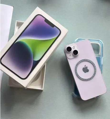 Iphone 14 256 GB Lilás usado sem arranhão, perfeito! Nota fiscal em meu nome!