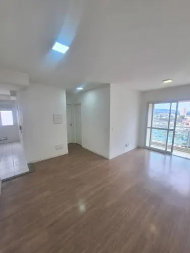 Apartamento para alugar em Barueri, Condomínio Centro Comercial Alphaville, com 1 suíte, c
