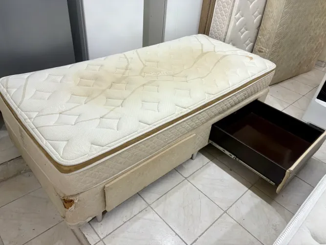 Cama box de solteiro baú , cama de solteiro