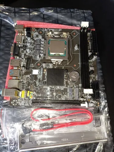 Gabinete + Placa Mãe +Inte Core i3 3ª + 8GB DDR3 + Cooler + SSD Sata  120gb  Pronto p/ uso