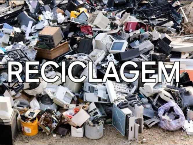 Coleta de material eletrônico reciclagem 