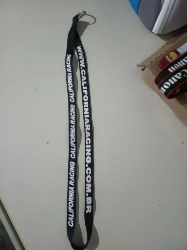 Cordinha para crachá California Racing