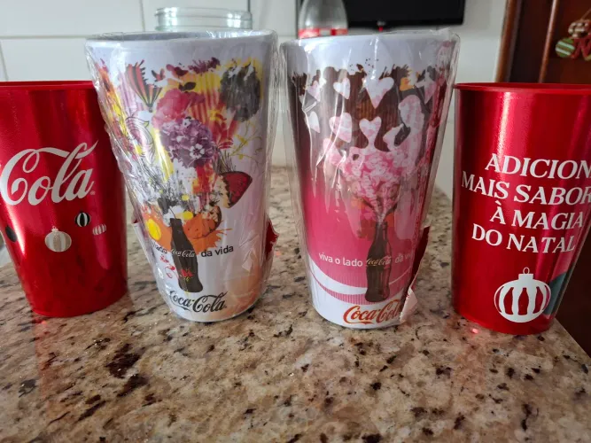Copos novos coca cola