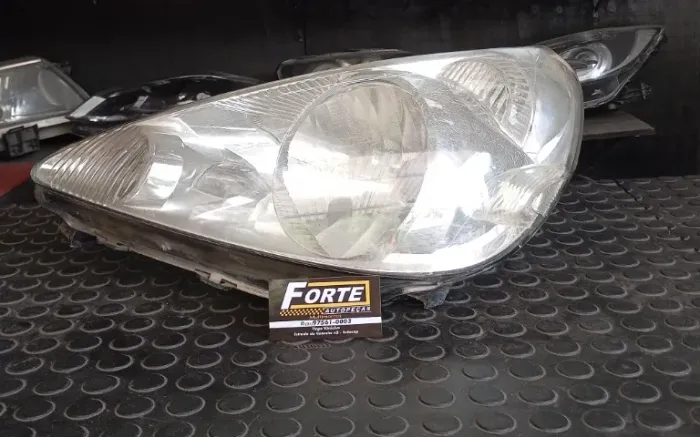 Farol esquerdo honda fit 2004-2008