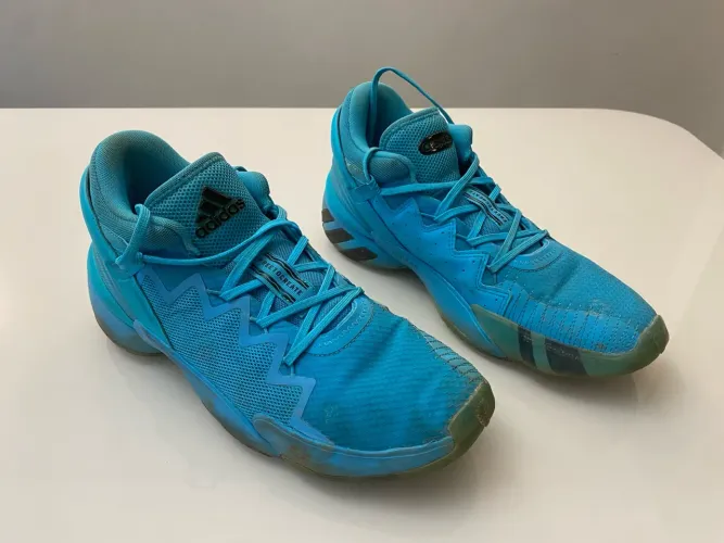 Tênis Adidas 43 Donovan Mitchell Issue 2 -Azul e Preto Tamanho 