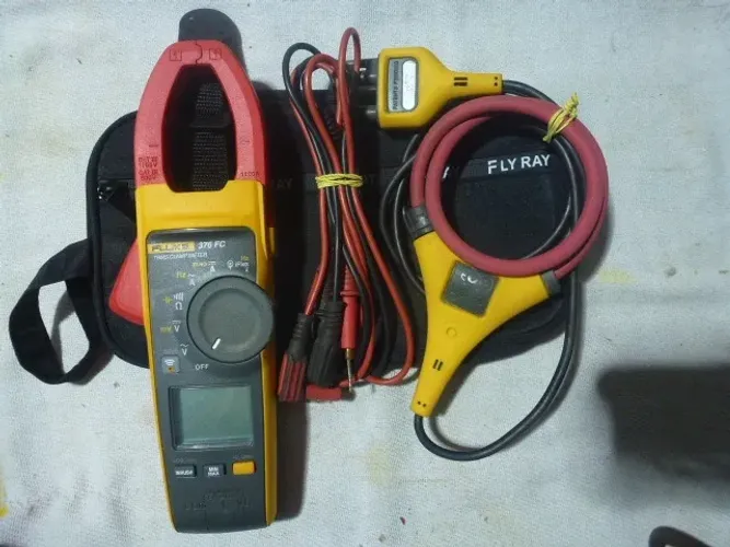 FLUKE 376 FC.ALICATE AMP.TRUE RMS,2500A AC,1000A DC,