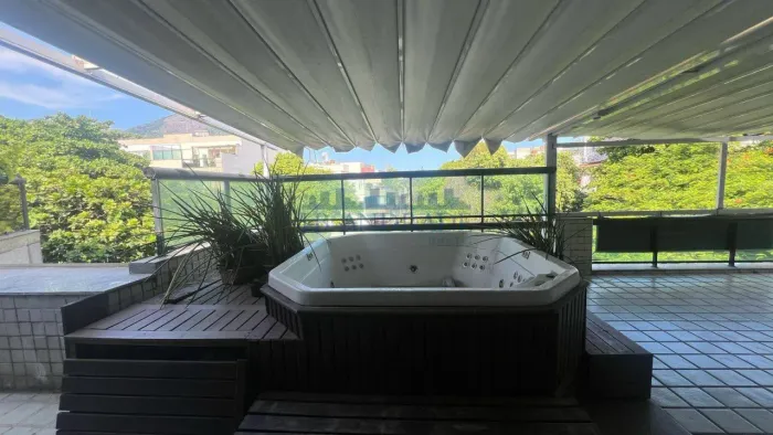 Barra da Tijuca | Cobertura 5 quartos, sendo 2 suites