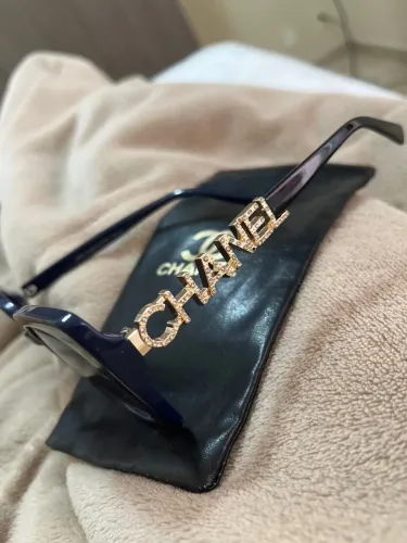 Óculos Chanel com Strass Original