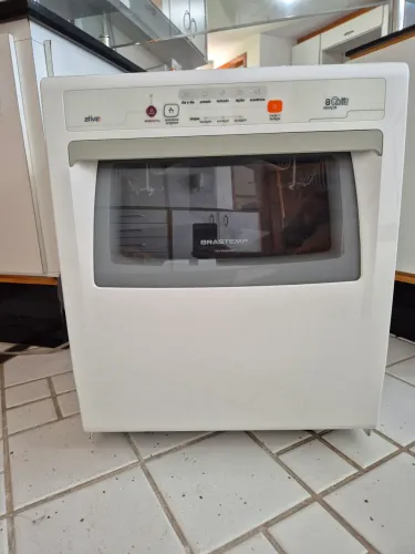 Lava-louças Brastemp 8 serviços 