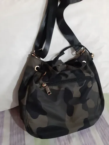 Bolsa de Ombro Camuflada com Alça Ajustável