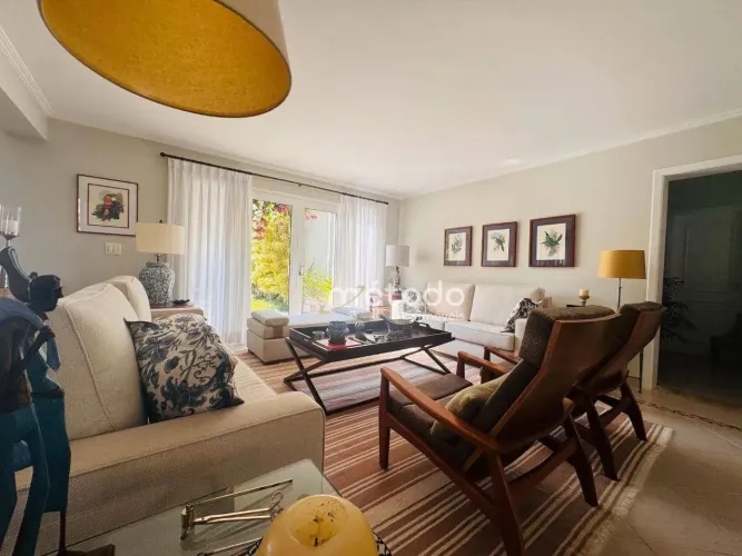 Casa com 4 quartos à venda, 426 m² por R$ 3.600.000 - Estância Guararema - Guararema/SP