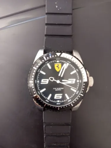 relógio Ferrari masculino
