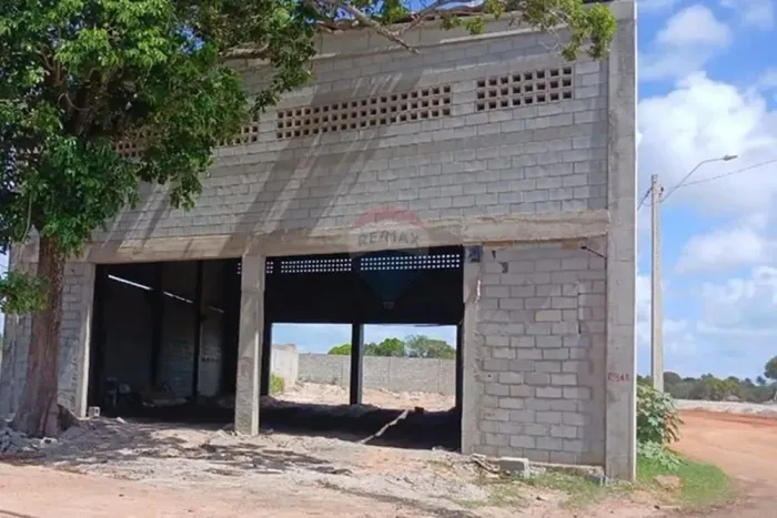 GALPÃO 656m² - ROD. IB GATTO MARINHO FALCÃO