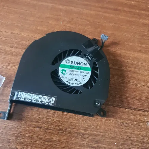 Ventoinha Apple Macbook Pro A1286 usada funcionando