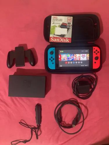 Nintendo Switch v1 Desbloqueado+ Micro Sd 200 Gb + Case de transporte 