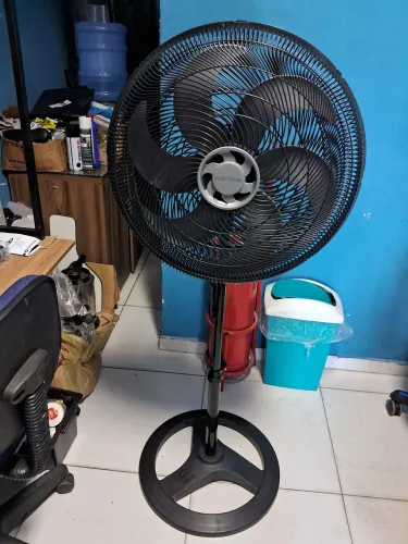 Ventilador de coluna turbo preço black