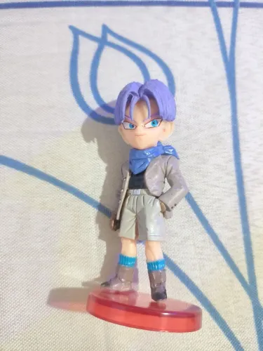 Boneco de Dragon ball gt Trunks