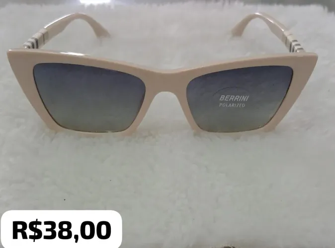 Óculos modernos,sofisticados e estilosos