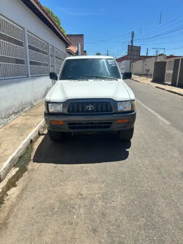 Toyota Hilux CS DX 4X2 3.0 8V 90cv Diesel 2003