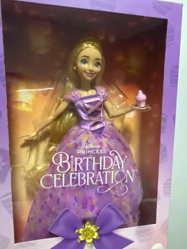 Boneca Disney rapunzel celebração de aniversário 