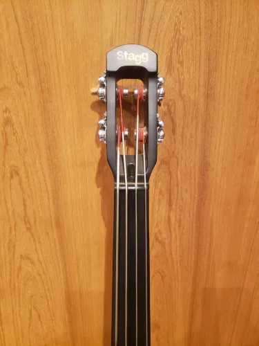 Up right bass stagg com bag original. 