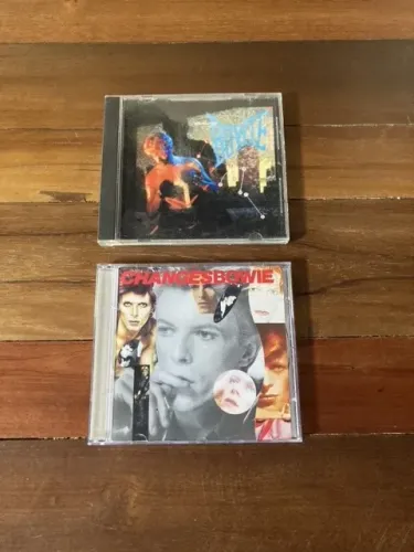 David Bowie - Lote c/ 2 CDS