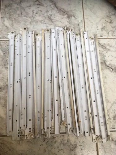 Kit com 12 Pares de Trilhos para Gavetas