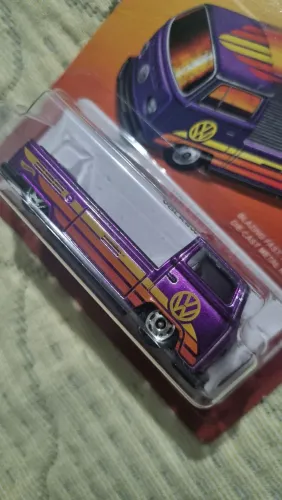 Carrinho Hot Wheels da Volkswagen T2 Pickup - The Hot Ones