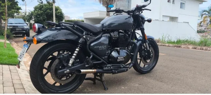 Shotgun 650 Cinza