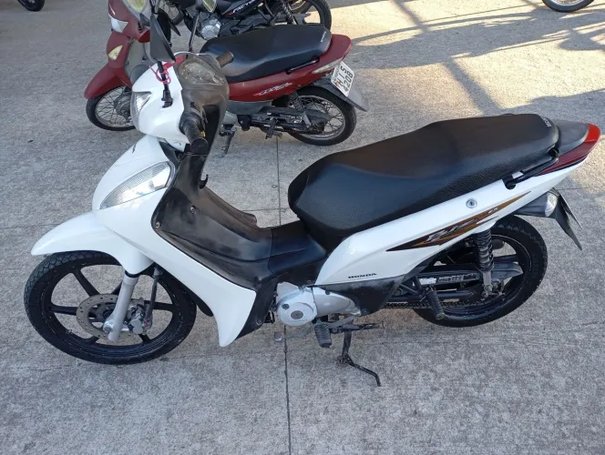 Vendo Honda Biz125EX 2016