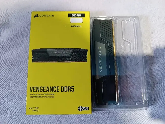 Memória RAM Corsair Vengeance, 16GB (1x16GB), 6600MHz, DDR5, CL38,Preto - CMK32GX5M2B6600C