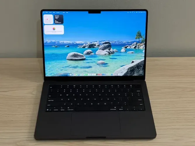 Macbook m5 pro 16gb 512gb