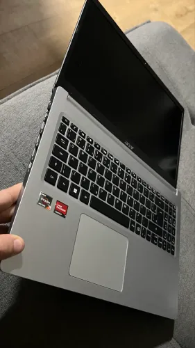 Notebook Acer Aspire 5 com Amd Ryzen 7 5700u 8gb 512gb 
