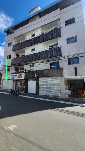 Ponto comercial na Av Félix Mendonça