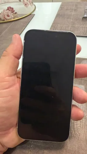 Vendo iPhone 17 pro,estado de novo e com garantia