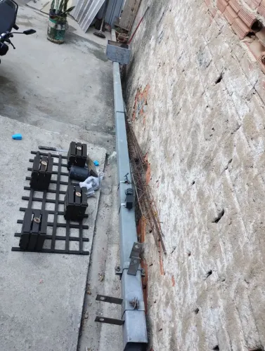 Poste galvanizado de 7 m