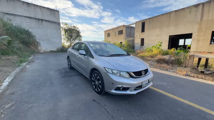 Honda Civic Sedan LXR 2.0 Flexone 16V Aut. 4P 2016