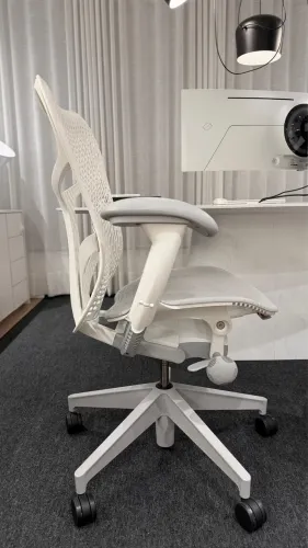 Herman Miller Mirra 2 Alpine - Branca