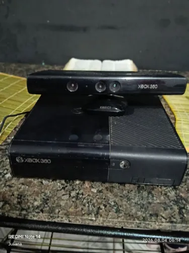 Xbox 360 slim em ótimo estado ( ACEITO PROPOSTA)