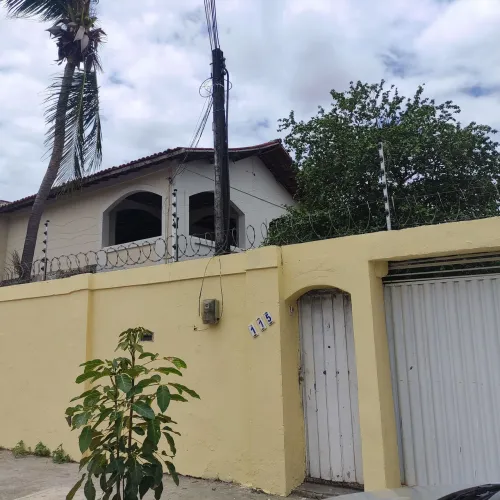 Alugo Casa Dúplex