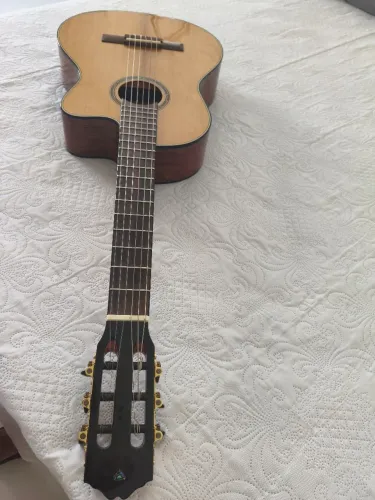 Vendo Violão