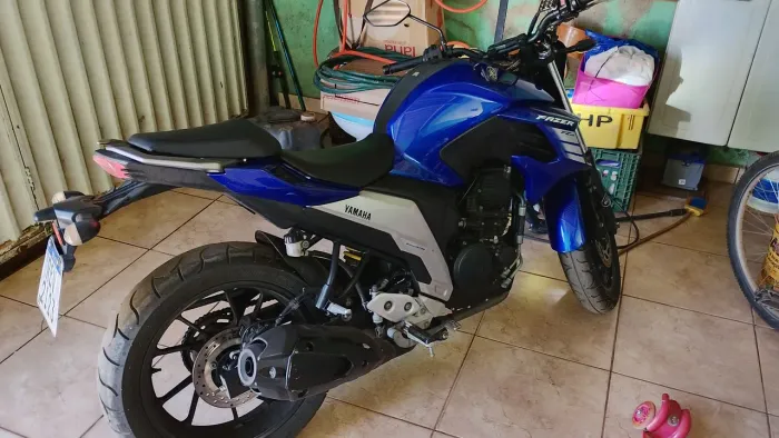 Fazer 250 com 54 mil km rodados 