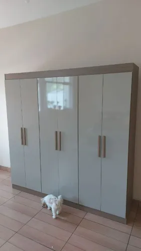 Guarda roupas usado