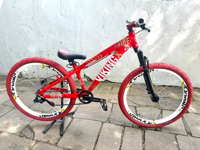 Bicicleta viking tuff 25 barulhenta Nova