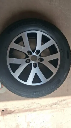 Vendo pneu aro 17
