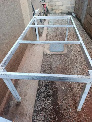 Mesa de ferro grande
