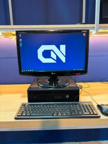 PC HP ELITEDESK 705 G3 AMD A6 8GB SSD 256GB MONITOR LG 20 W10 Pro - 12x Sem Juros