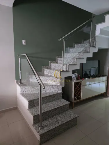 Casa em Condomínio Fechado à Venda | 2 Suítes | Área Gourmet | Lazer Completo - Jacareí