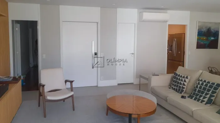 Aluguel Apartamento 2 Dormitórios - 186 m² Moema